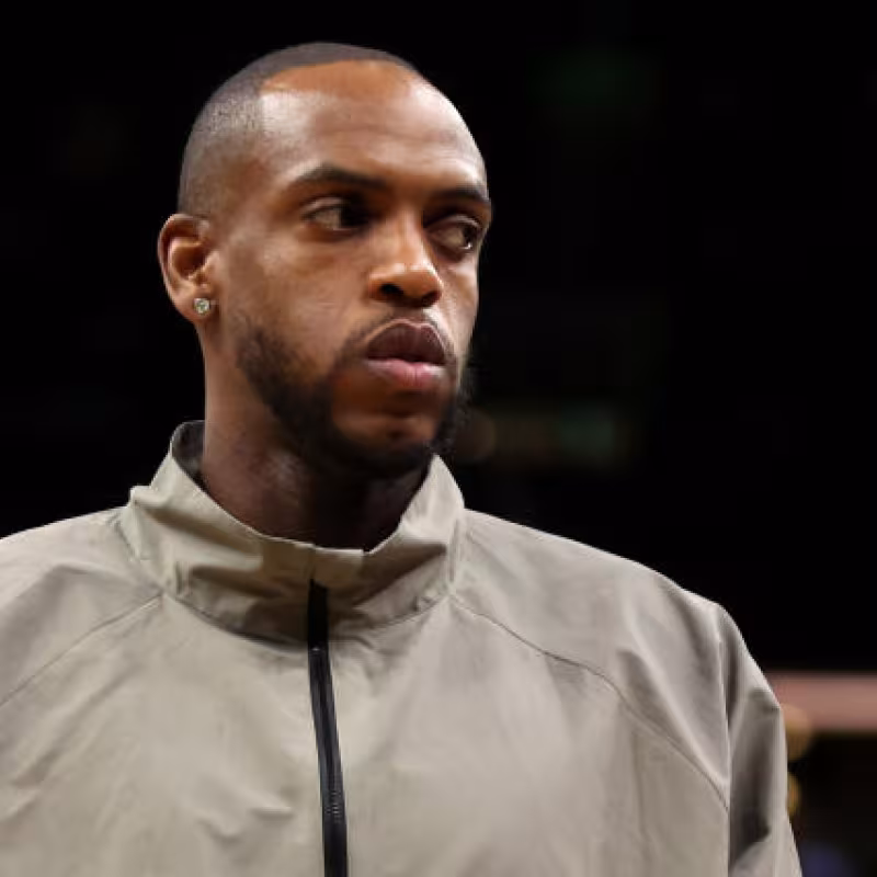Khris Middleton podría perderse el inicio de la temporada 2022/23