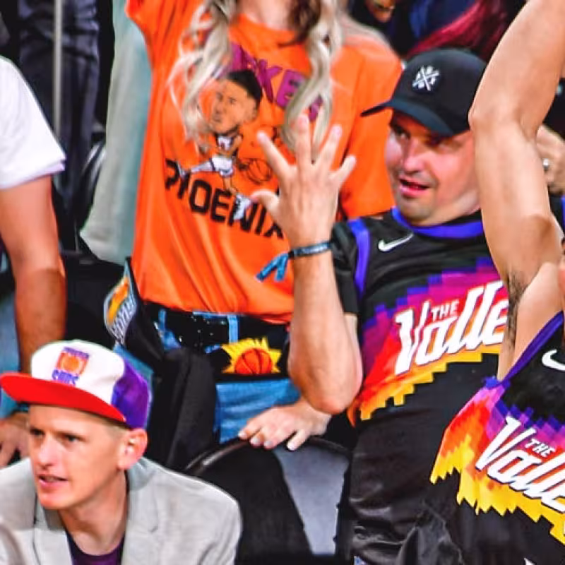 Devin Booker, estrella de Phoenix Suns.