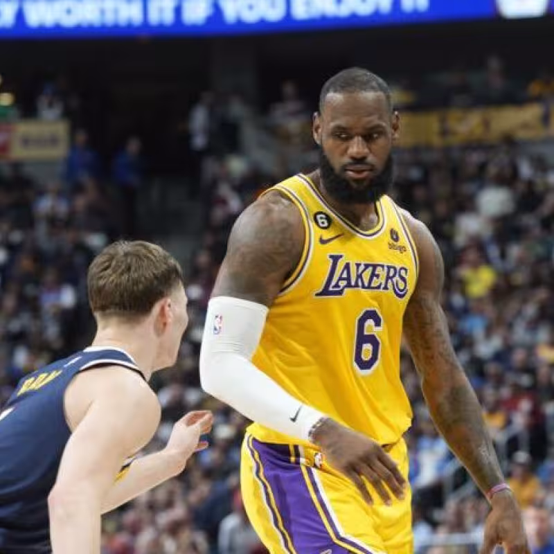 LeBron James, estrella de Los Angeles Lakers.