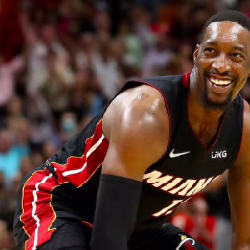 Bam Adebayo, estrella de Miami Heat. 