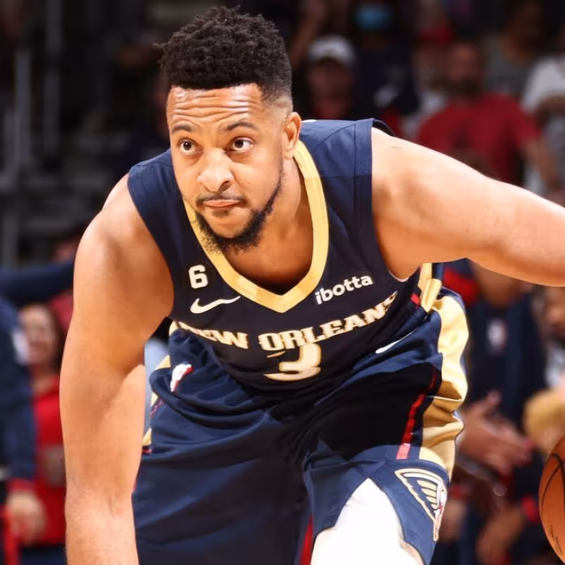 CJ McCollum, presidente de la NBPA, ha hablado por fin de Kyrie Irving.