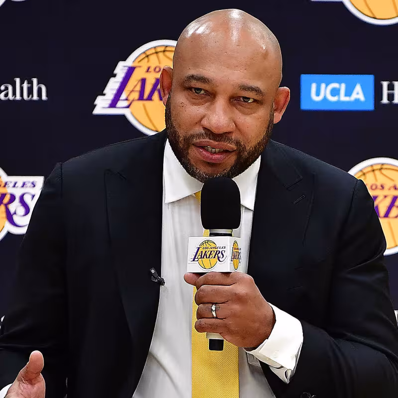 Darvin Ham, entrenador de Los Angeles Lakers.