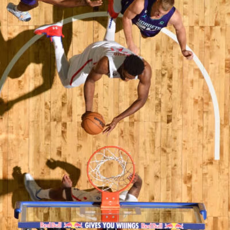 Joel Embiid, gesta histórica. Foto: gettyimages