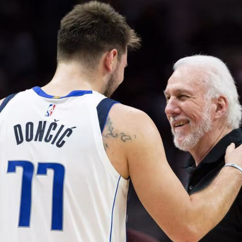 Luka Doncic y Gregg Popovich