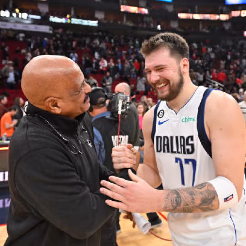 Luka Doncic, cima histórica Dallas Mavericks. Foto: gettyimages