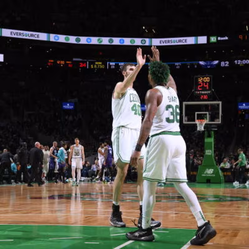 Luke Kornet, defensa curiosa. Foto: gettyimages
