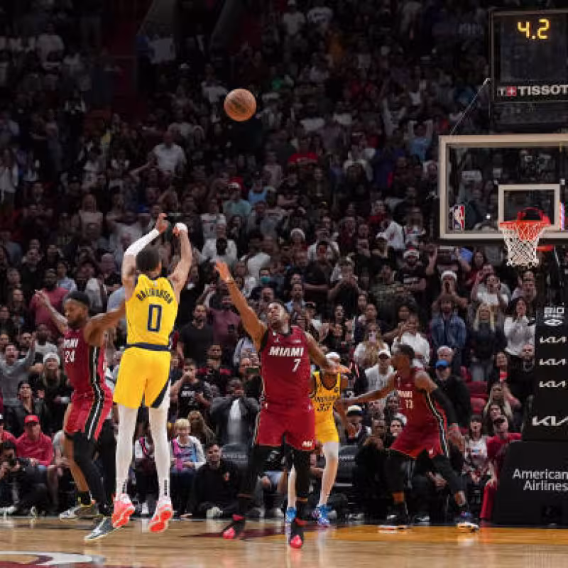 Tyrese Haliburton, canasta ganadora. Foto: gettyimages