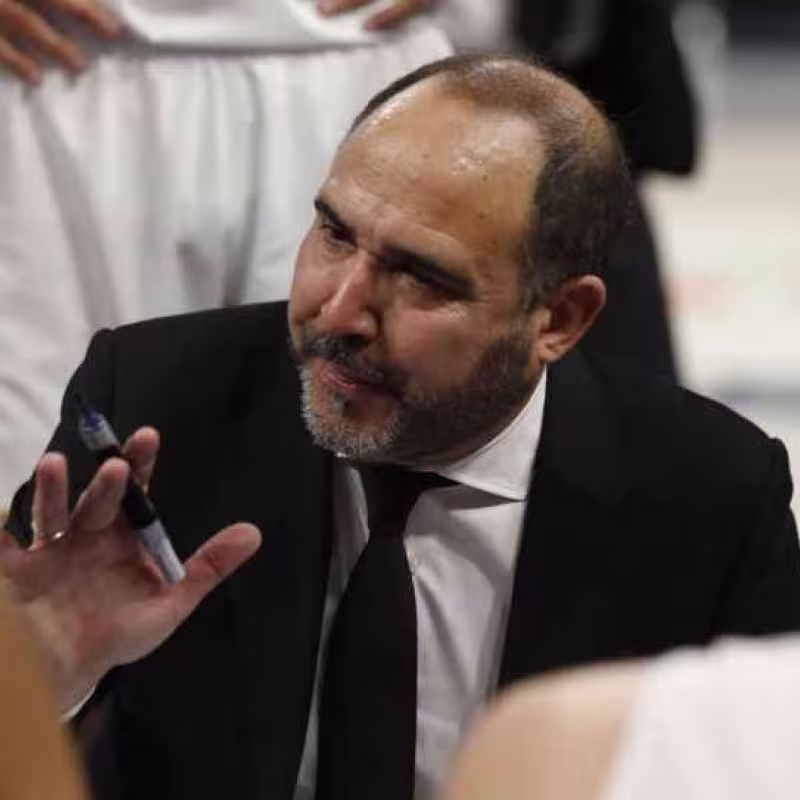 Chus Mateo, entrenador del Real Madrid.