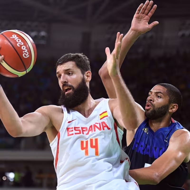 Nikola Mirotic, jugador del F.C. Barcelona de baloncesto.