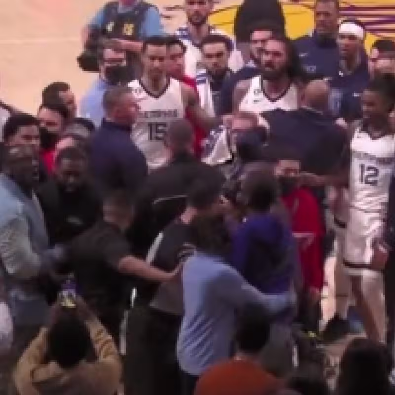 Shannon Sharpe y el padre de Ja Morant provocaron una trifulca durante el último partido de Memphis Grizzlies.