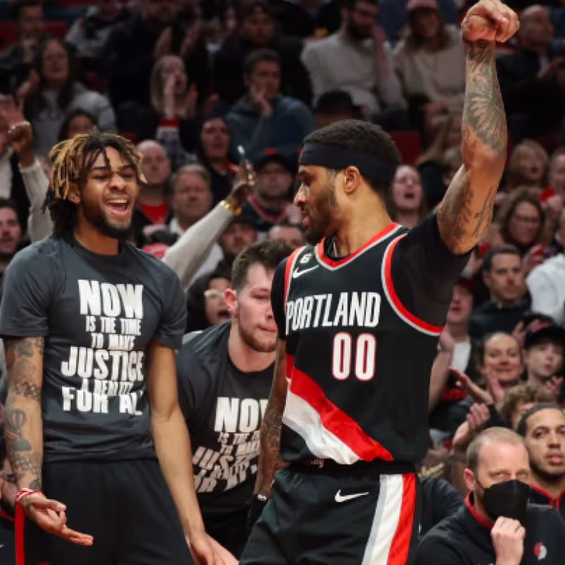 Los Blazers ganaron con claridad ante los Mavs. 