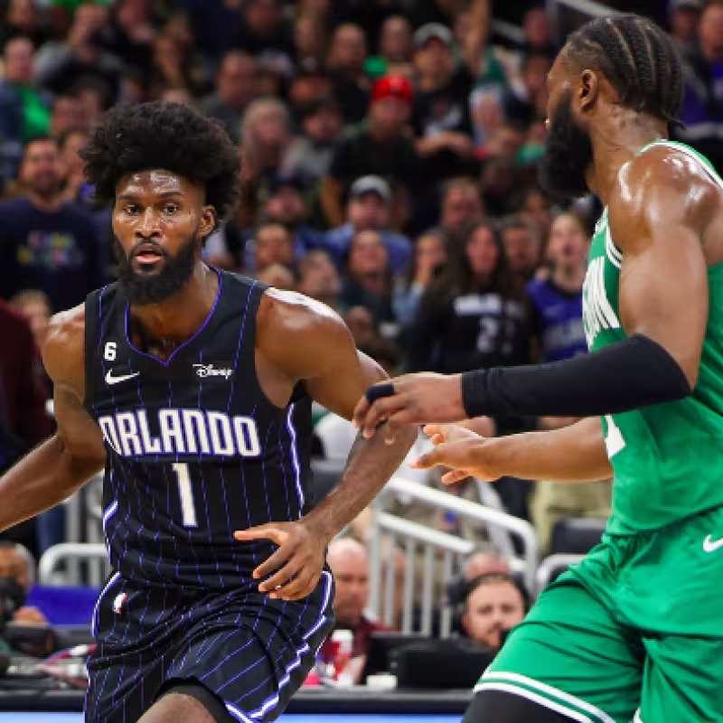 Jonathan Isaac, con la camiseta de Orlando Magic. 