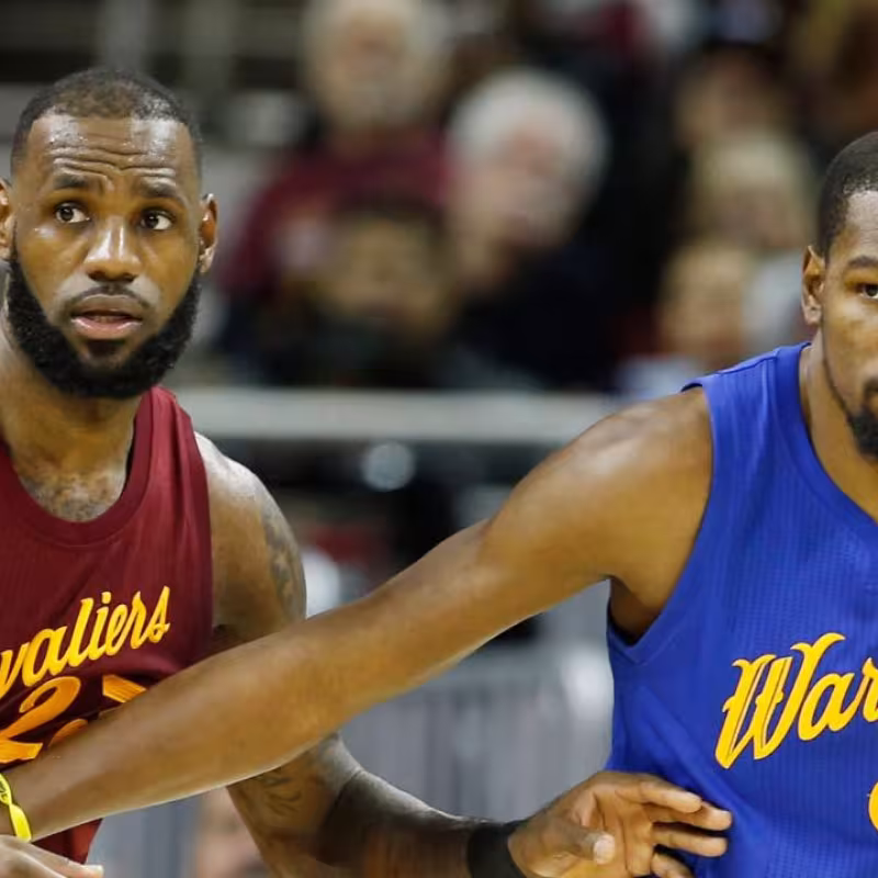 LeBron James y Kevin Durant, líderes del segundo recuento de votos para el All-Star