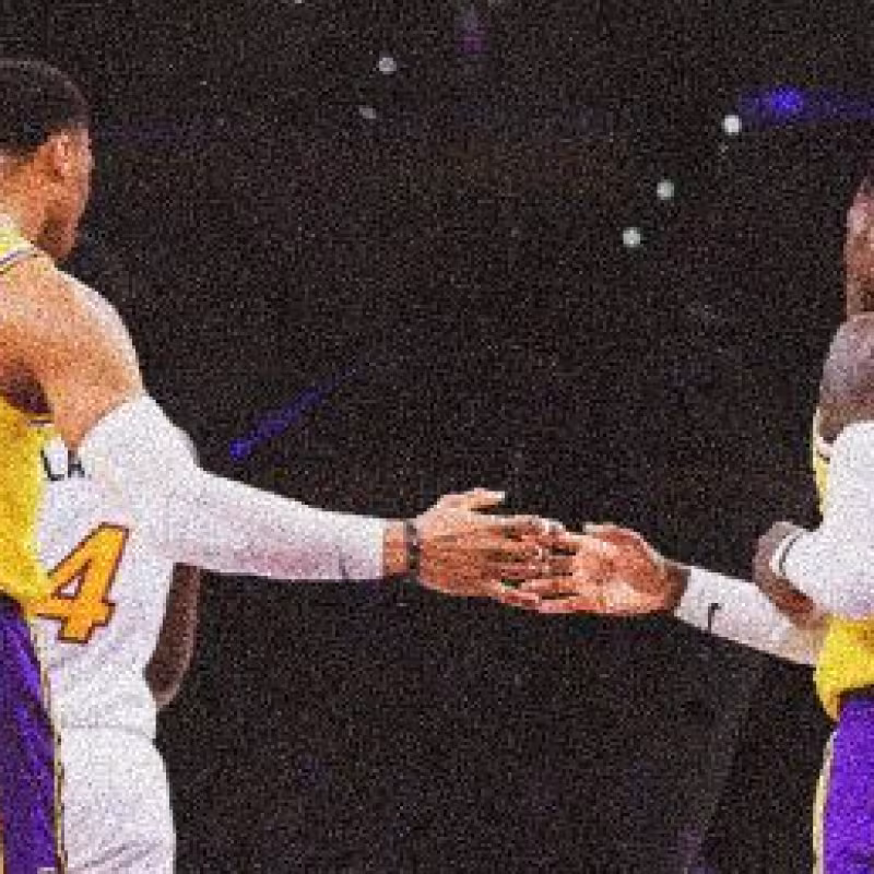 Westbrook y Schroder, estrellas de Los Angeles Lakers. 