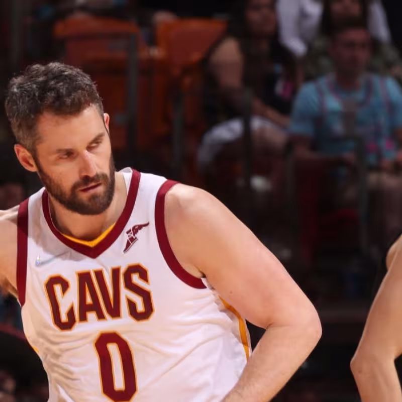 Kevin Love interesa a Los Angeles Lakers.