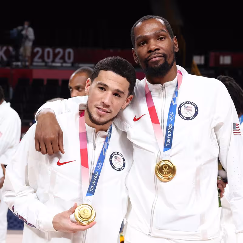 Devin Booker y Kevin Durant