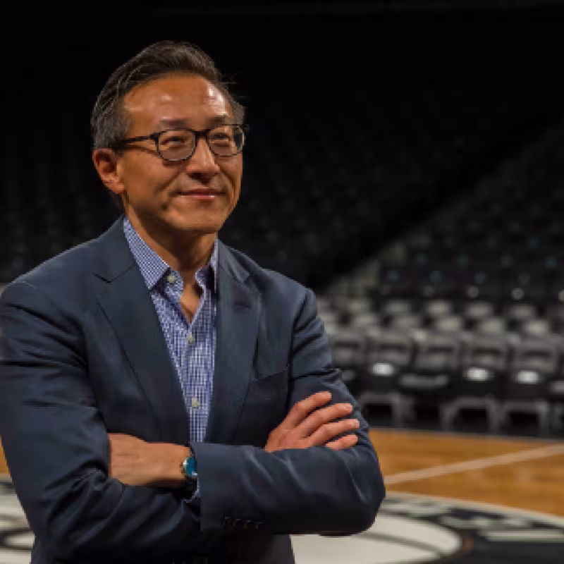 Joe Tsai, dueño de Brooklyn Nets. 