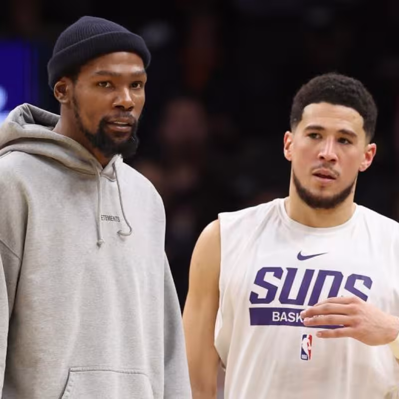 Kevin Durant y Devin Booker