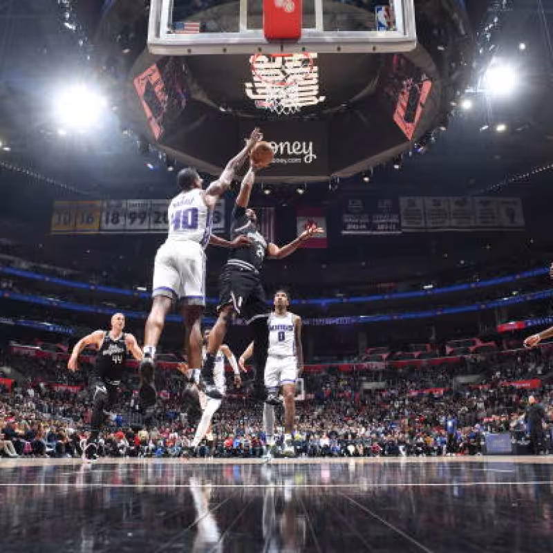 Kings y Clippers, partido histórico. Foto: gettyimages