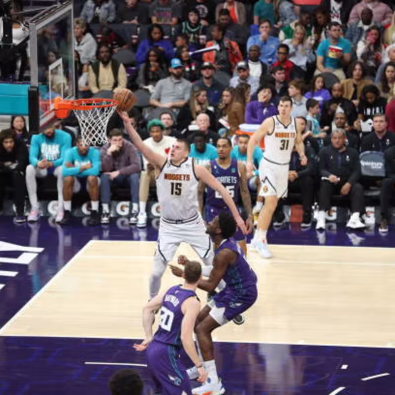 Nikola Jokic, triples-dobles en temporada NBA 2023. Foto: gettyimages