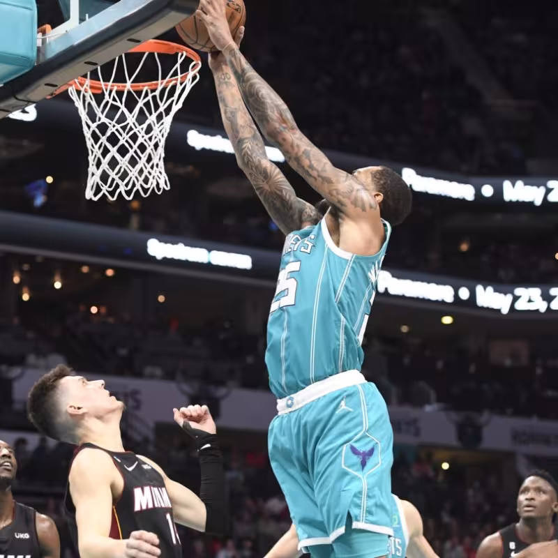 PJ Washington, en un partido contra Miami Heat
