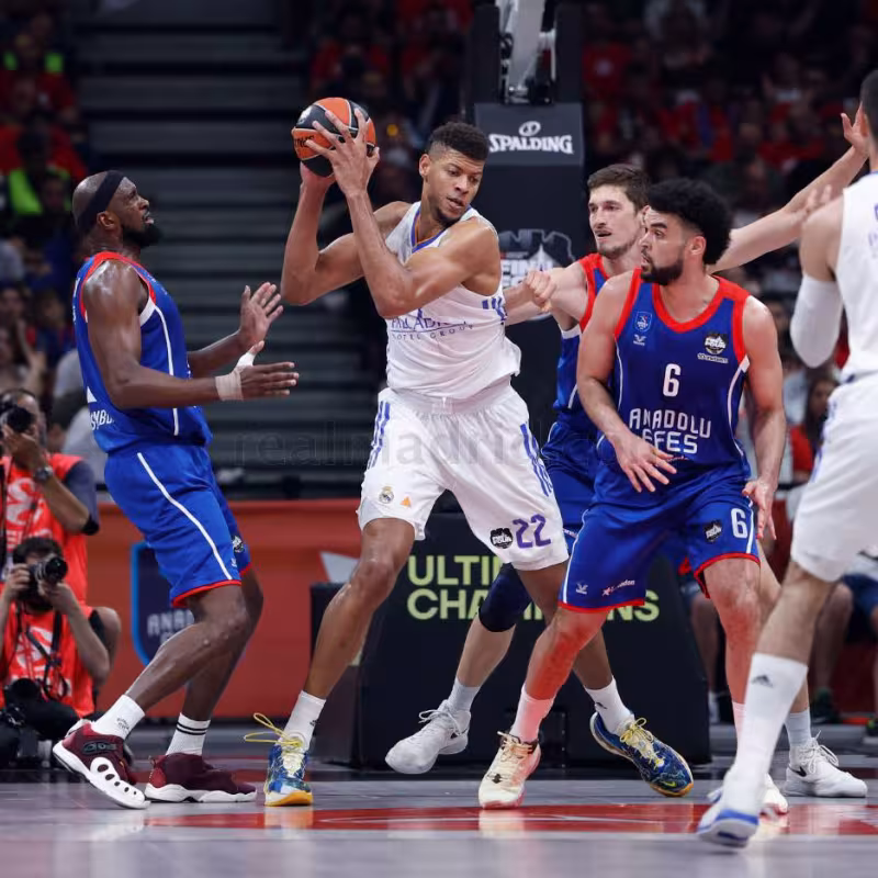 Anadolu Efes - Real Madrid