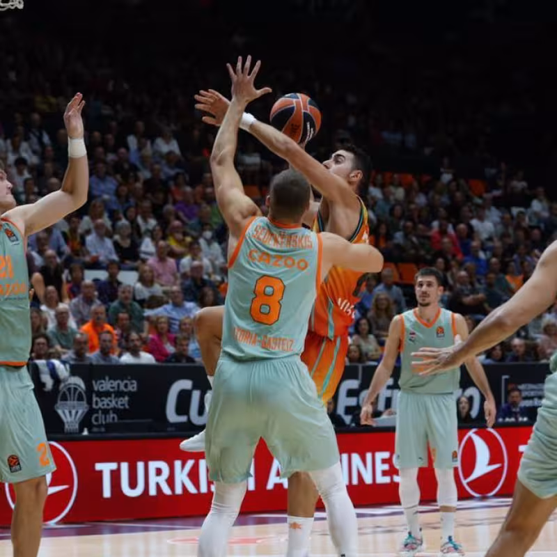 Cazoo Baskonia - Valencia Basket