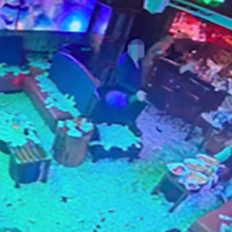 Ja Morant, en el club donde enseñó la pistola.