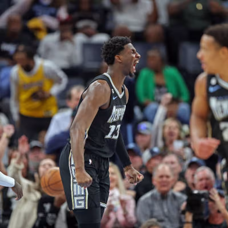 Jaren Jackson Jr destroza a Lakers. Foto: gettyimages