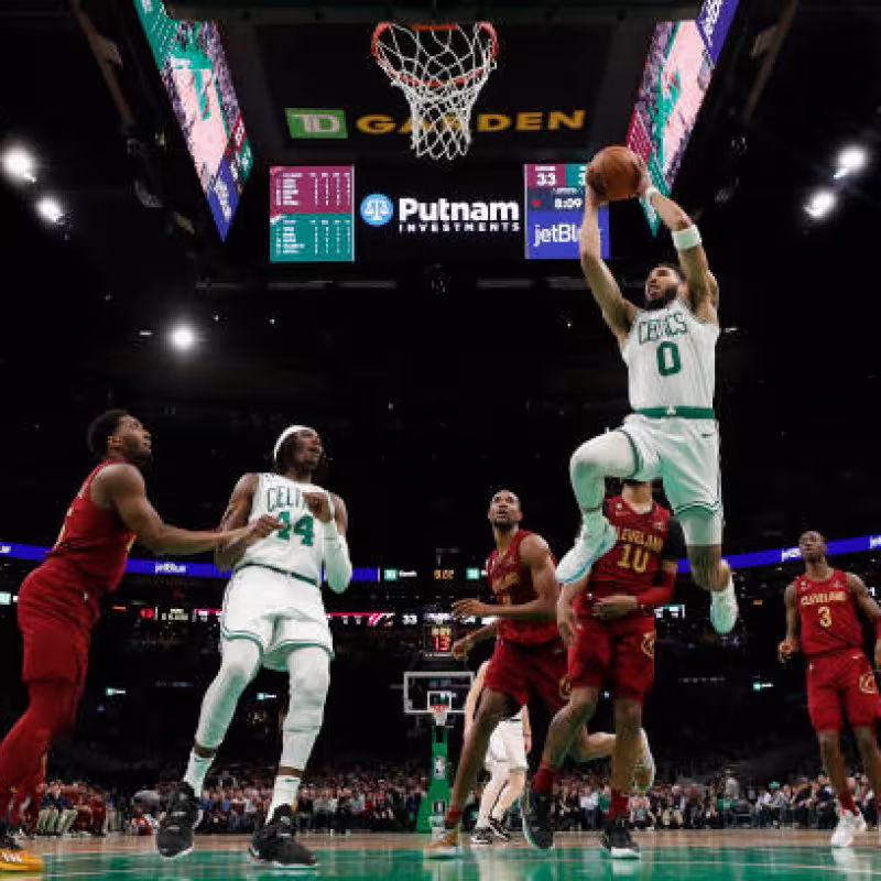 Jayson Tatum, estadísticas NBA Pierce y Bird. Foto: gettyimages