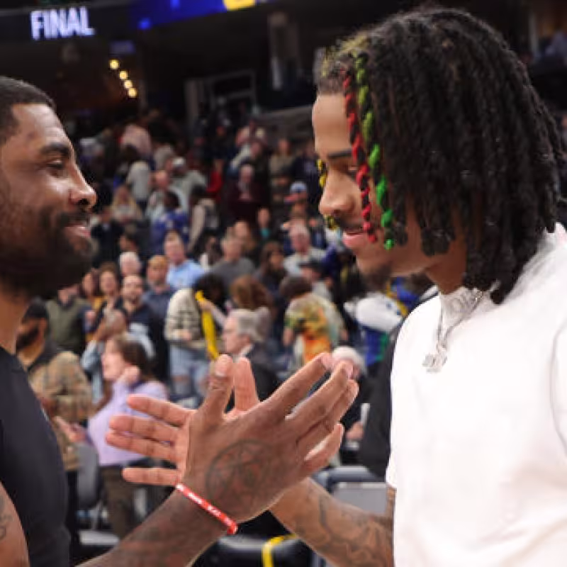 Kyrie Irving y Ja Morant
