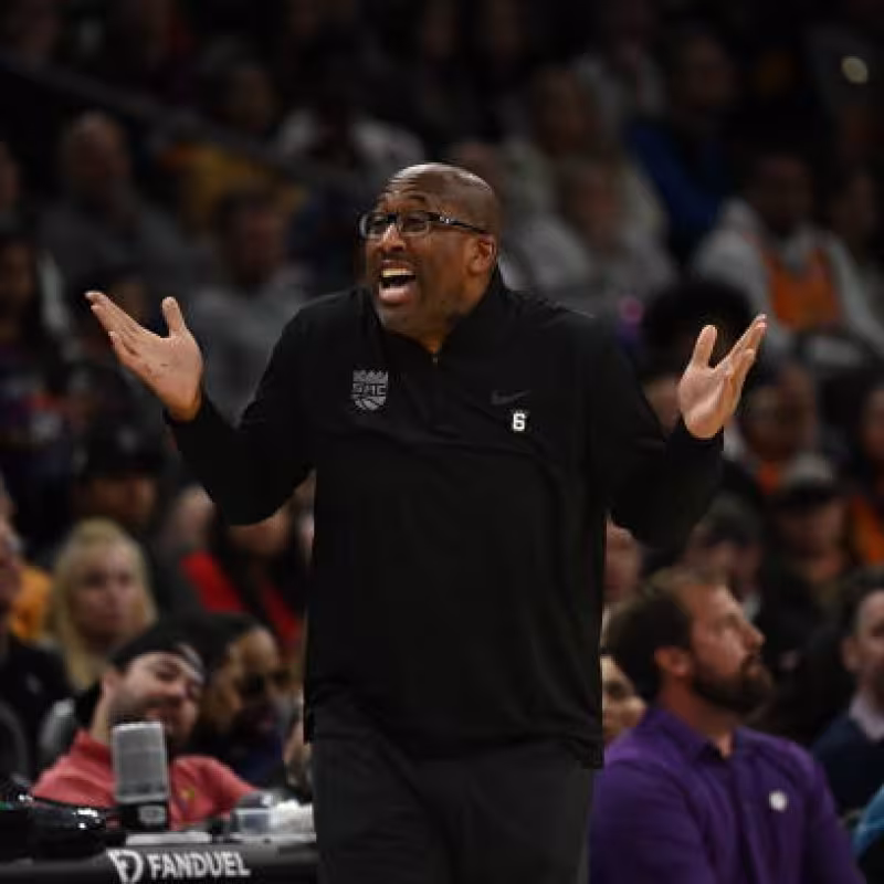 Mike Brown, entrenador del Año. Foto: gettyimages