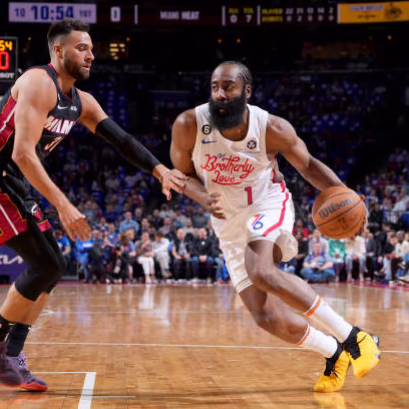 James Harden, líder en asistencias. Foto: gettyimages