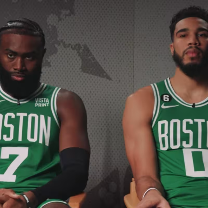 Jaylen Brown y Jayson Tatum