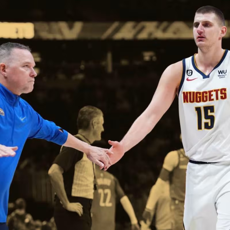 Mike Malone y Nikola Jokic