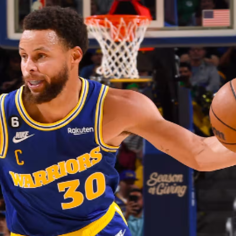 Stephen Curry, con la camiseta de Golden State Warriors. 