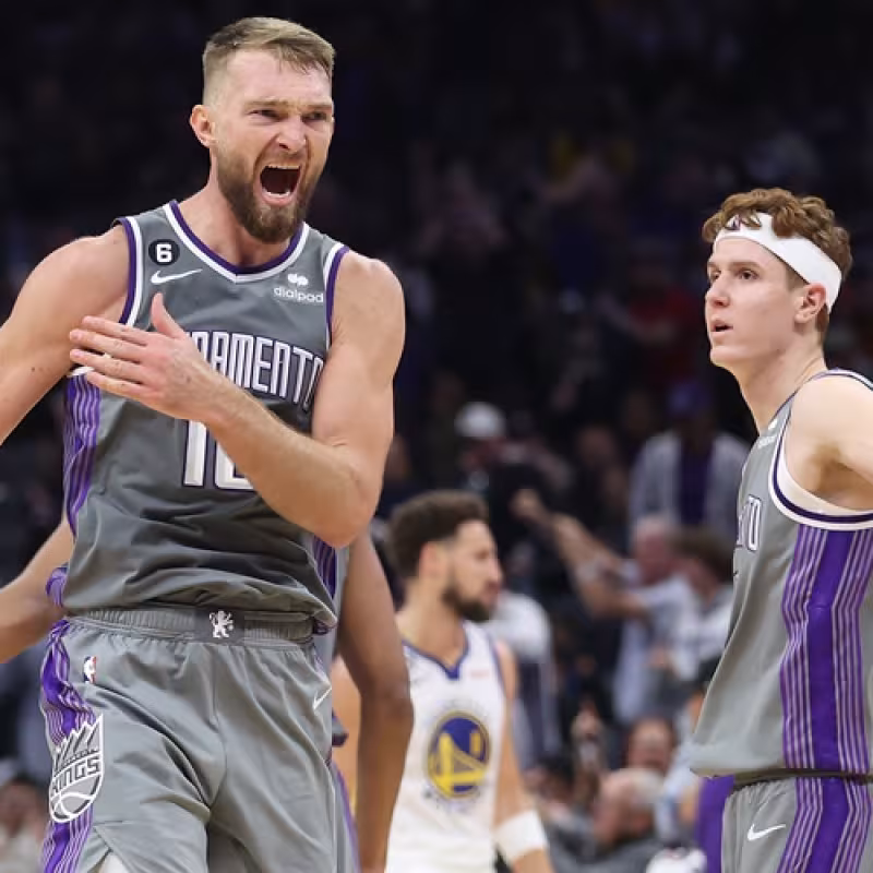 Domantas Sabonis y Kevin Huerter