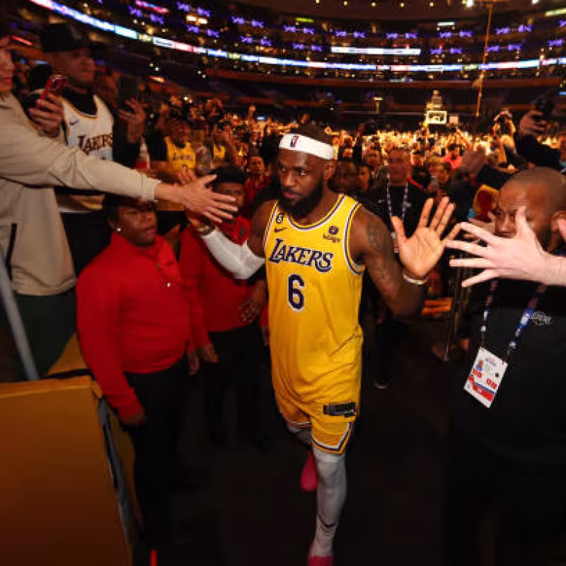 Lebron James, 1000 puntos a todas las franquicias. Foto: gettyimages
