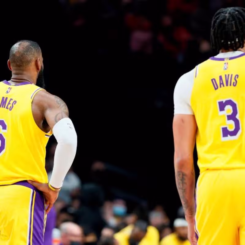 LeBron James y Anthony Davis