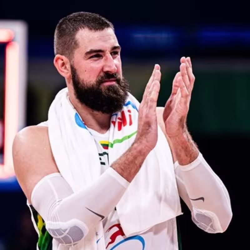 Jonas Valanciunas, jugador de Lituania.