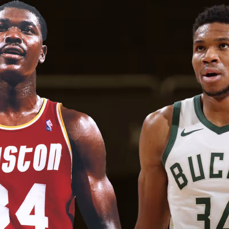 Hakeem Olajuwon y Giannis Antetokounmpo