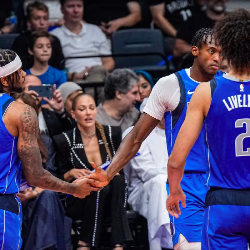 Dallas Mavericks tienen aún cosas por decidir. 