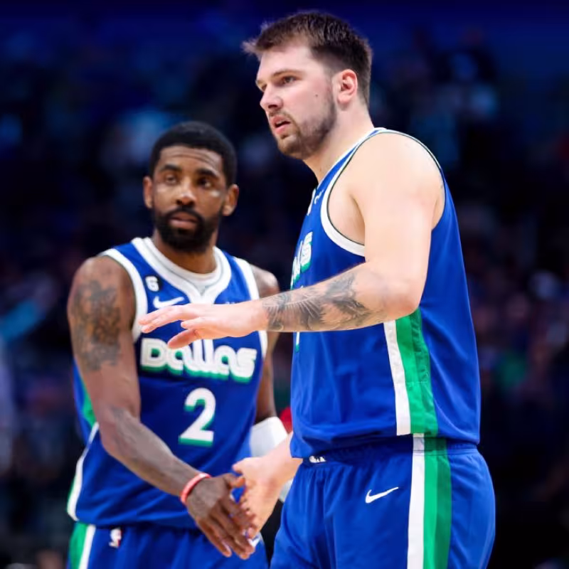 Kyrie Irving y Luka Doncic