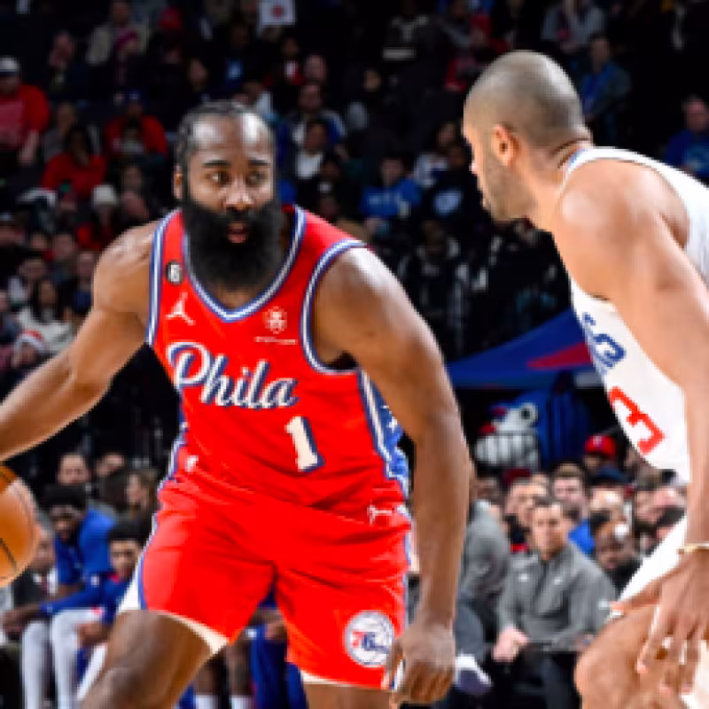 James Harden, en un partido frente a Los Angeles Clippers.