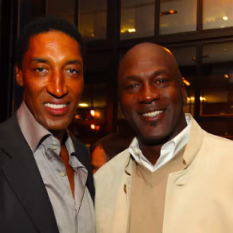 Scottie Pippe y Michael Jordan, excompañeros en Chicago Bulls.