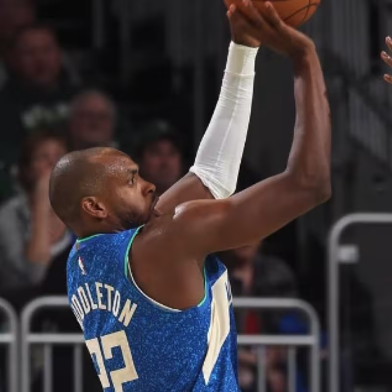 Khris Middleton, jugador de Milwaukee Bucks.
