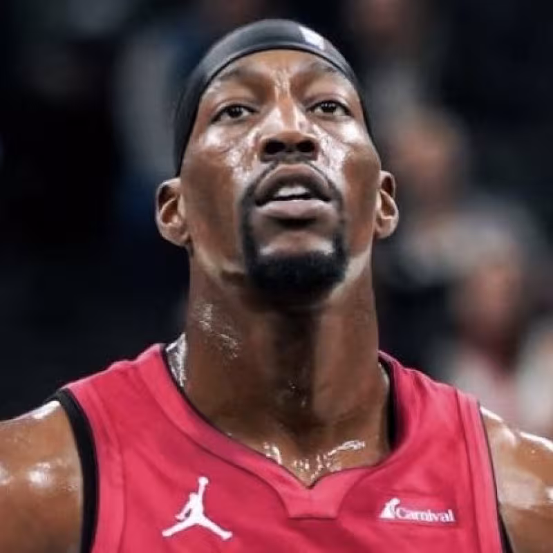 Bam Adebayo, jugador de Miami Heat.