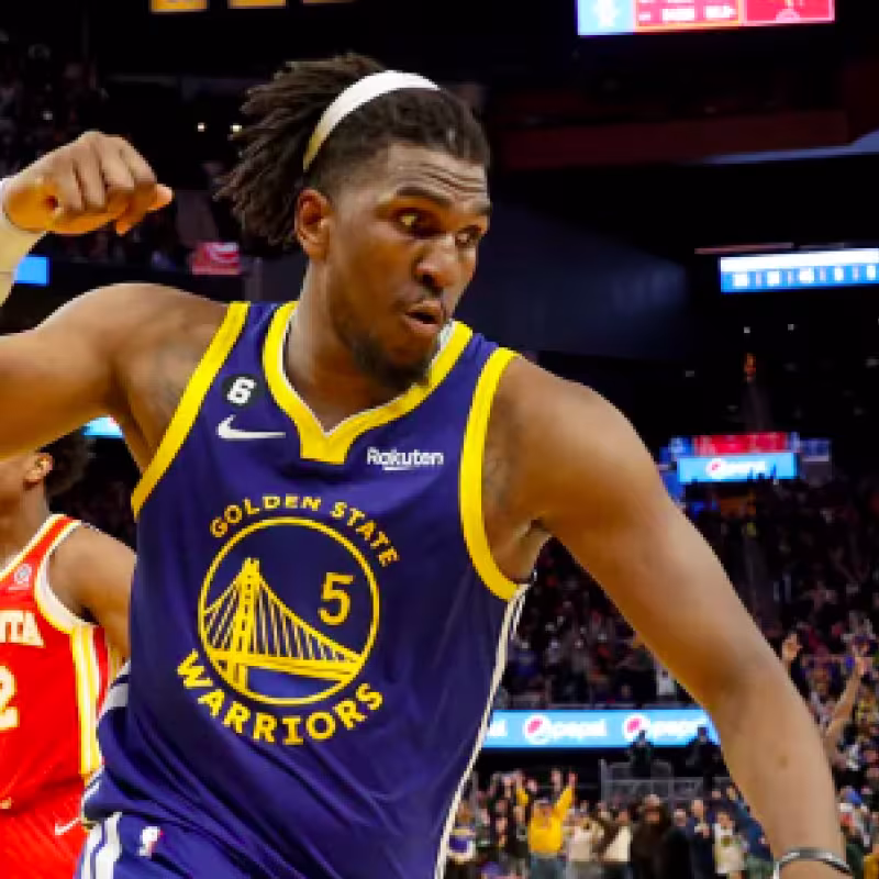 Kevon Looney, jugador de Golden State Warriors. 
