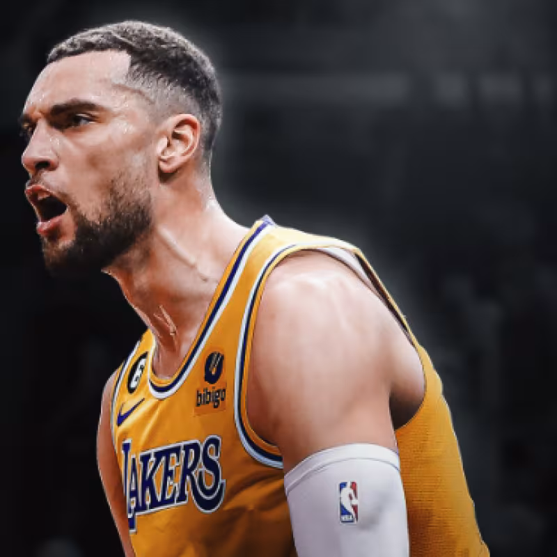 Zach LaVine suena para Los Angeles Lakers. 