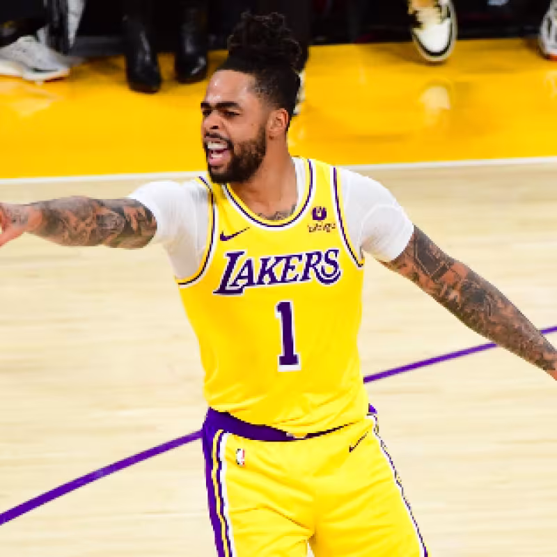 D'Angelo Russell, estrella de Los Angeles Lakers. 